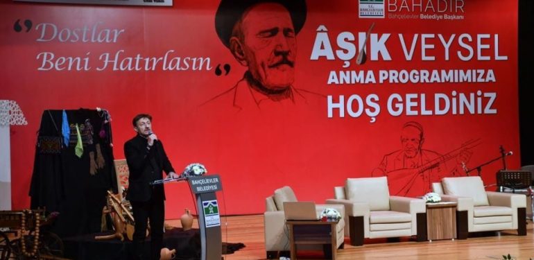 Aşık Veysel, vefatının 49. yılında Bahçelievler'de anıldı