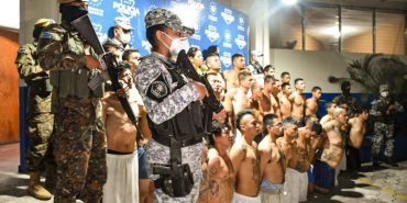 El Salvador hükümeti çetelere karşı savaş açtı