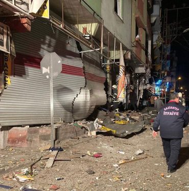 Gaziantep'te patlama oldu! Ortalık savaş alanına döndü 2 kişi yaralandı