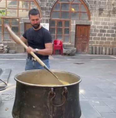 Şanlıurfa haberleri | Siverek'te bulgur kaynatma geleneği şenlikle yaşatılıyor