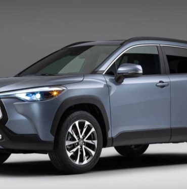 Toyota, çip krizi nedeniyle üretimi düşürdü