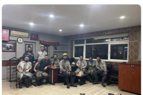 madenci-8-arkadasiyla-cektirdikleri-fotografi-15365082_6813_m
