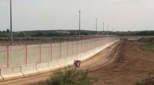 urfa-suriye-siniri-aydinlatiliyor