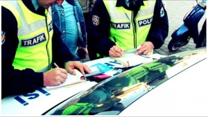 artik-herkes-trafik-polisi-whatsapp-ile-trafik-cezasi-uygulamasi-basladi (1)