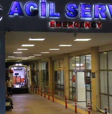 sanliurfa-da-112-acil-servis-gorevlisi-hasta-11201670_amp