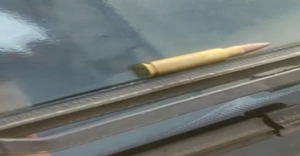 sanliurfa_chp_li_kayyumun_aracina_mermi_birakildi_h45062_61cbb