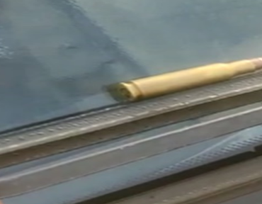 sanliurfa_chp_li_kayyumun_aracina_mermi_birakildi_h45062_61cbb