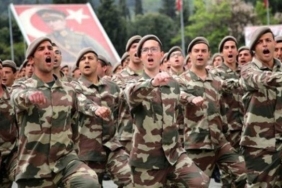 3552899_94c99fce99e41e683e10f95b579046c3_640x640