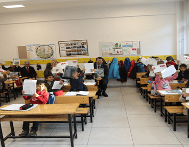 sanliurfa_da_695_bin_ogrenci_yariyil_tatiline_girdi_h45694_fd229