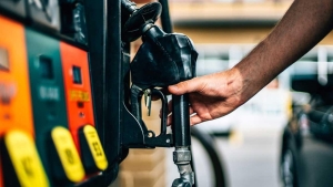 son_dakika_motorine_bir_zam_daha_geliyor_iste_guncel_benzin_motorin_ve_lpg_fiyatlari_1665222104_8