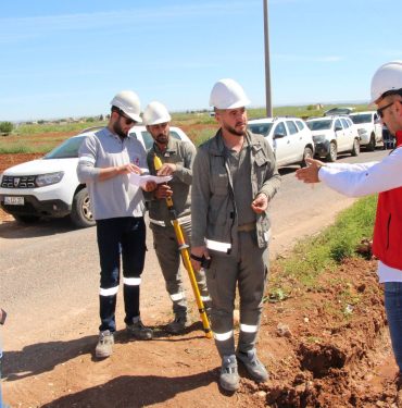 Dicle Elektrik Saha Çalışanlarına İSGDenetimi Gerçekleştirdi (3)