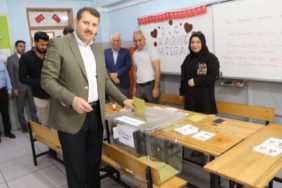 vali-salih-ayhan-oyunu-kullandi_2e07a