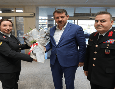 vali_ayhan_jandarma_heyetini_kabul_etti_h47488_ac055