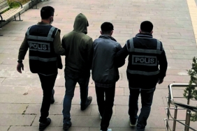 adiyaman-da-insaattan-demir-calan-hirsiz-tutuklandi-1615489472