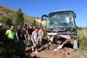 eskisehir-de-yolcu-otobusu-bos-araziye-uctu-35-16077823_5561_m