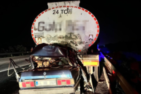 tankere-arkadan-carpan-otomobil-kagit-gibi-ezildi-16101164_390_m