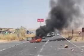 viransehir-de-ciftciler-yol-kapatip-eylem-yapti_2fcac