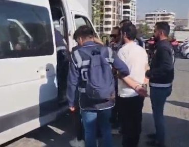 haliliyede_is_yerine_silahli_saldirida_4_gozalti_h49571_25ebe