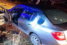 birecikte_otomobile_ates_acildi_1_olu_h49940_74f86