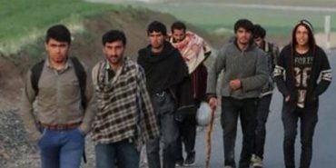 istanbuldaki-gocmenler-geri-gonderme-merkezine-teslim-ediliyor-h1629292394-47fa64