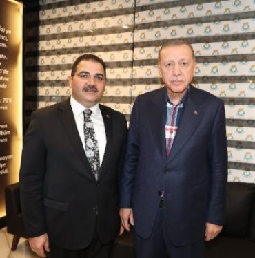 eobXtCKC_400x400