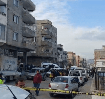 gaziantep-te-bir-sahis-bosanma-asamasindaki-16790714_4600_m