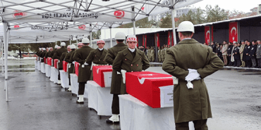 sirnak_ta_duzenlenen_torenin_ardindan_sehitler_memleketlerin_gonderildi_h50171_325c6