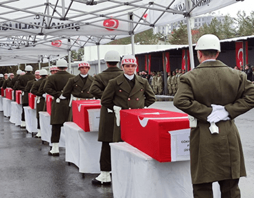 sirnak_ta_duzenlenen_torenin_ardindan_sehitler_memleketlerin_gonderildi_h50171_325c6