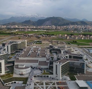 MjQ1MTExMj-sanliurfa-sehir-hastanesinin-insaatinda-son-durum-ne