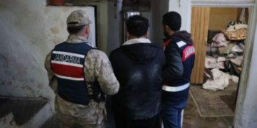 sanliurfa_merkezli_teror_operasyonu_4_tutuklama_h50417_ec5eb