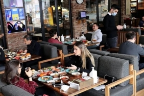 780x411-lokanta-restoran-kafe-ve-pastanelerde-yeni-donem-basladi-artik-fiyat-listeleri-kapiya-asilacak-1704107237018