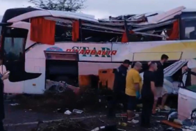 mersin-de-katliam-gibi-trafik-kazasi-10-kisi-17366527_3080_m