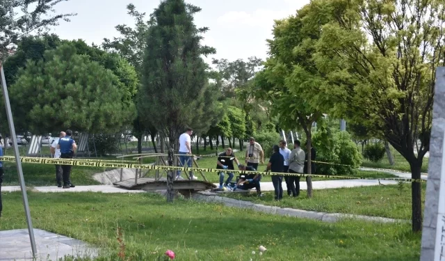 afyonkarahisar-da-kiz-arkadasini-bicakla-oldu-4-17582687_o