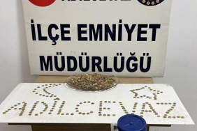 peynir_bidonunda_900_altin_sikke_ele_gecirildi_1727767159_2149