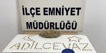 peynir_bidonunda_900_altin_sikke_ele_gecirildi_1727767159_2149