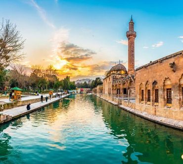 1585488101-sanliurfa-balikligol-800-bafi