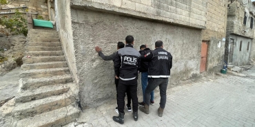 gfzq-f-k-w-u-a-a-k-vr