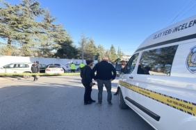 konya-da-bicakli-kavgada-yaralanan-kisi-oldu-95