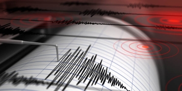 Seismograph and earthquake