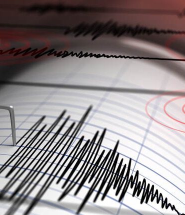 Seismograph and earthquake