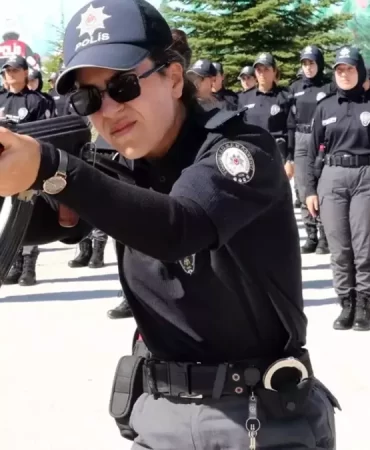 12-bin-polis-memuru-alimi-yapilacak-aranan-18053323_9056_amp