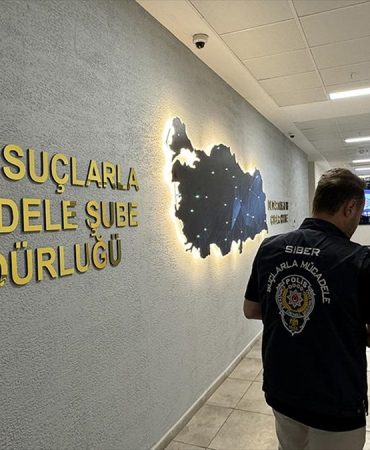 siber-polisin-sanal-devriyesinde-suclular-ongoze-takiliyor