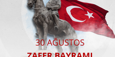 Kırmızı ve Beyaz Modern 30 Ağustos Zafer Bayramı Instagram Gönderisi_20250830_083729_0000