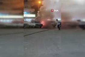 SİVEREK’TE PARK HALİNDEKİ OTOMOBİL YANDI, MAHALLEDE PANİK YAŞANDIŞanlıurfa’nın Siverek ilçesinde