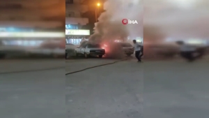 SİVEREK’TE PARK HALİNDEKİ OTOMOBİL YANDI, MAHALLEDE PANİK YAŞANDIŞanlıurfa’nın Siverek ilçesinde