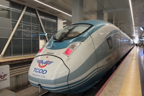 HT80113_treni_Ankara_Yüksek_Hızlı_Tren_Garı‘nda_2025