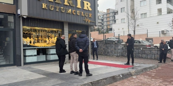 sanliurfa-karakopru-kanli-kuyumcu-soygunu-1-yarali