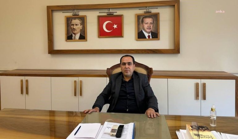 birecik-belediye-baskani-partisinden-istifa-e-17277961_amp